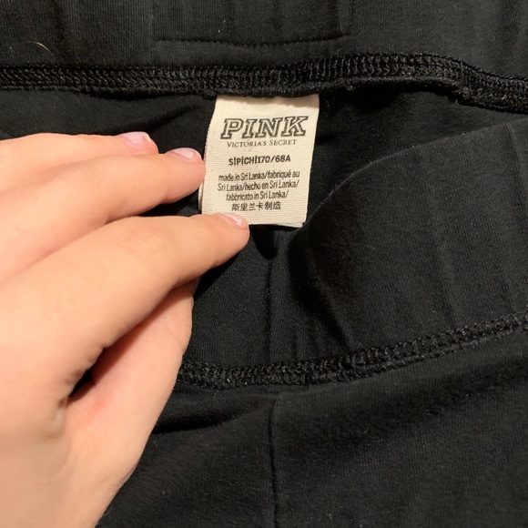 Clothes - Picture 2 of 6